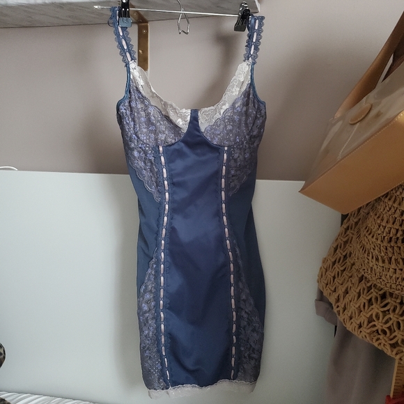 Lingerie dress - Picture 5 of 6